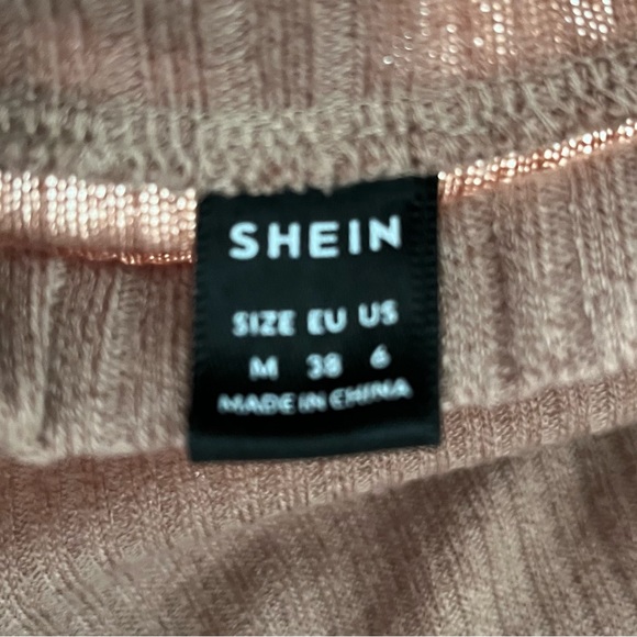 🌟Host Pick🌟Shein Maternity Top - Picture 4 of 6